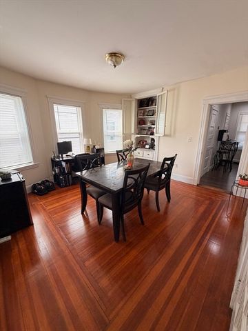 31 Barry St 2, Boston, MA 02125