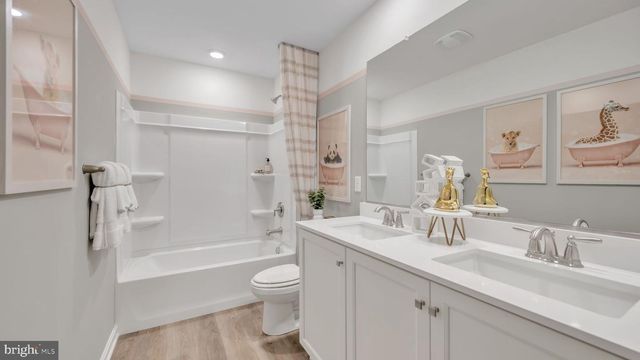 12 PLUNDER AVENUE, Barnegat, NJ 08005