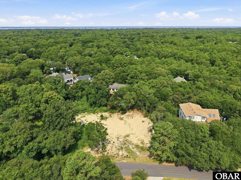 Image 3 of property listing at 27 Spindrift Trail Lot 366, Southern Shores, NC 27949