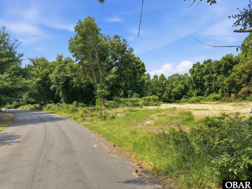 Image 28 of property listing at 27 Spindrift Trail Lot 366, Southern Shores, NC 27949