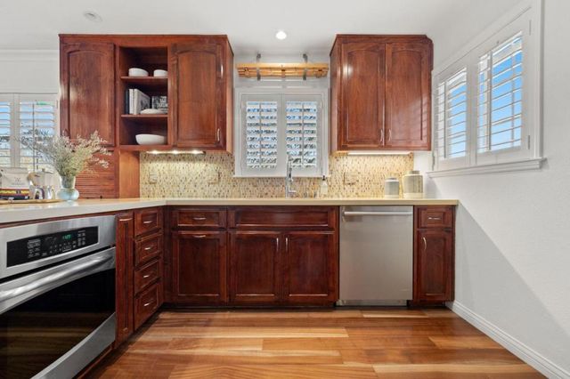 612 Hudson Street, Redwood City, CA 94061