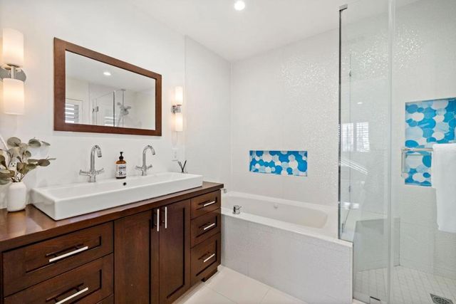 612 Hudson Street, Redwood City, CA 94061