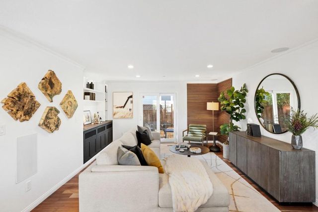 612 Hudson Street, Redwood City, CA 94061