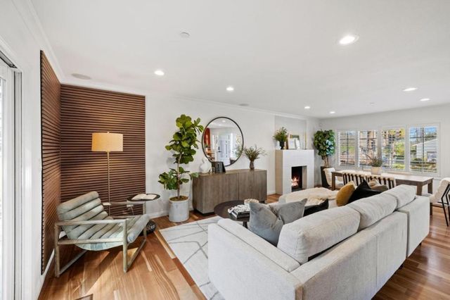 612 Hudson Street, Redwood City, CA 94061