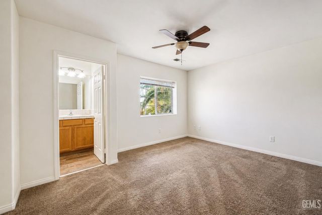 4426 Valpariso Way, Bakersfield, CA 93307