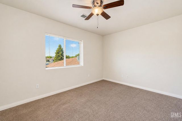 4426 Valpariso Way, Bakersfield, CA 93307