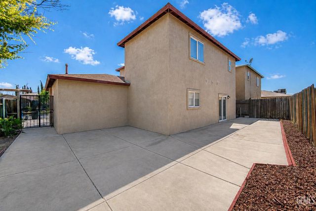 4426 Valpariso Way, Bakersfield, CA 93307