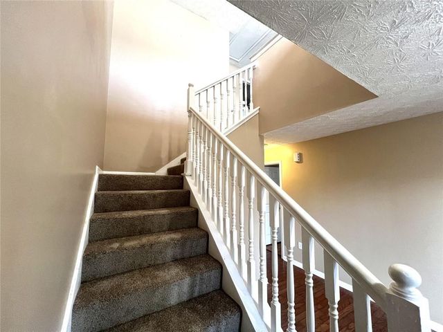 2209 Swan Lake Court, Grayson, GA 30017