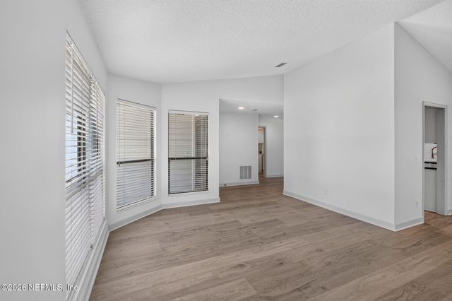 12407 VALPARISO Trail, Jacksonville, FL 32223