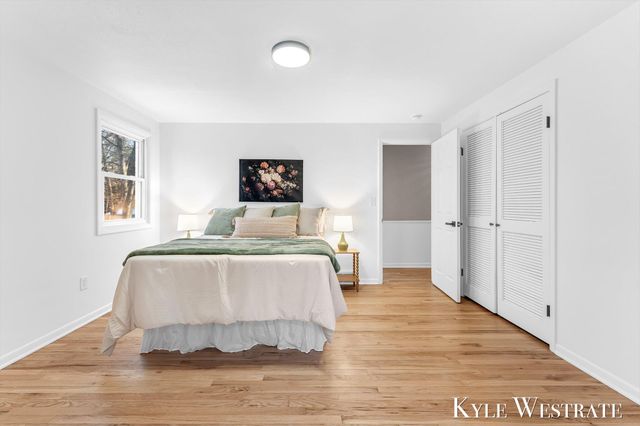 7361 Sheffield Drive SE, Ada, MI 49301