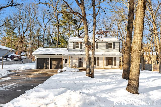 7361 Sheffield Drive SE, Ada, MI 49301