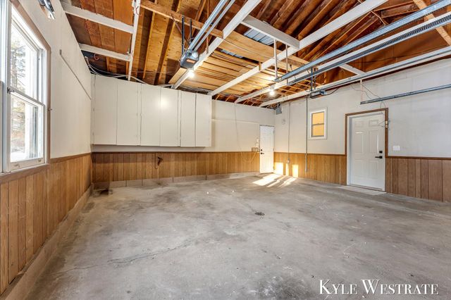 7361 Sheffield Drive SE, Ada, MI 49301