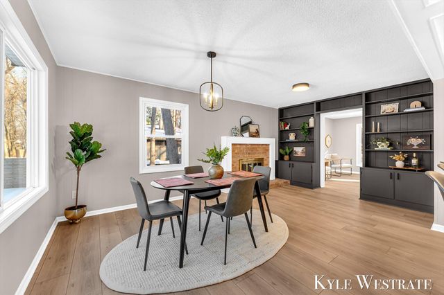 7361 Sheffield Drive SE, Ada, MI 49301