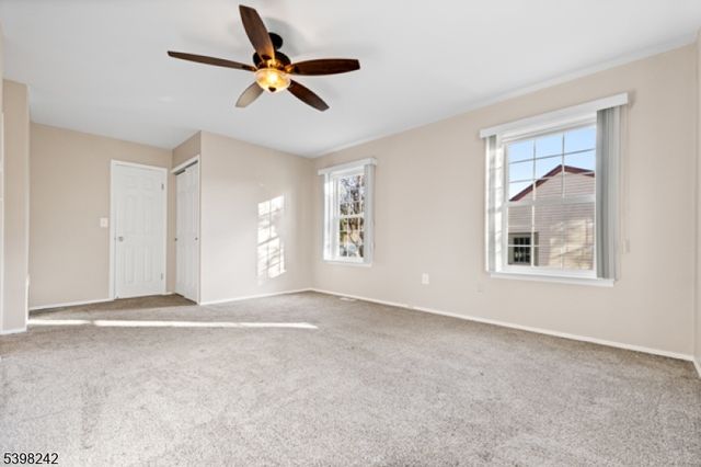 18 Benjamin Franklin Dr, Monroe Twp., NJ 08831