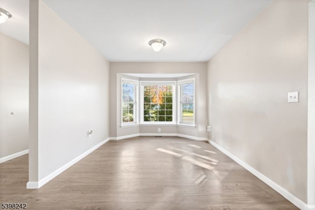 18 Benjamin Franklin Dr, Monroe Twp., NJ 08831