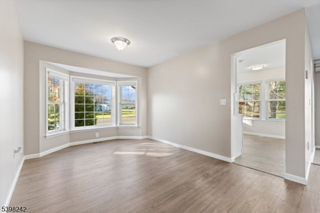 18 Benjamin Franklin Dr, Monroe Twp., NJ 08831