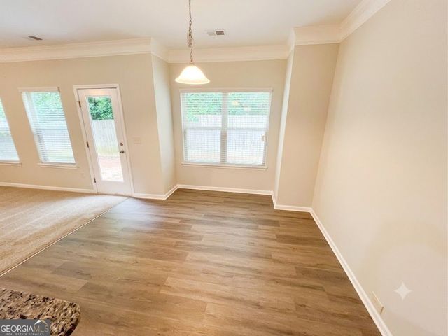 1086 Blind Brook Circle, Hoschton, GA 30548