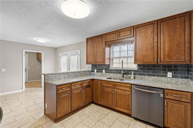 133 Harold Drive, Mcdonough, GA 30253