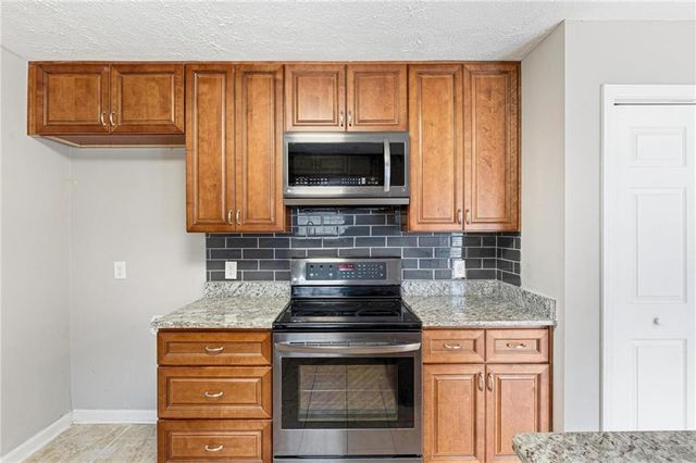 133 Harold Drive, Mcdonough, GA 30253