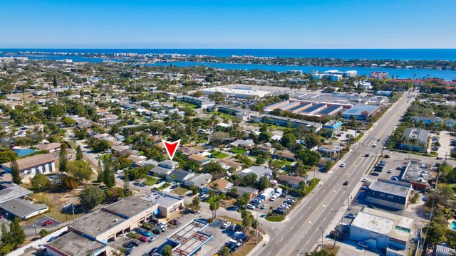 1400 Cardinal Lane, Lantana, FL 33462