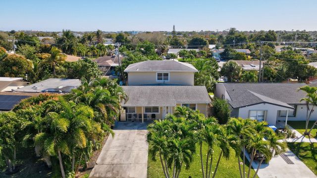 1400 Cardinal Lane, Lantana, FL 33462