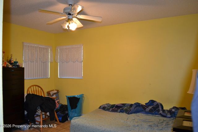 6473 Blackbird Avenue, Weeki Wachee, FL 34613