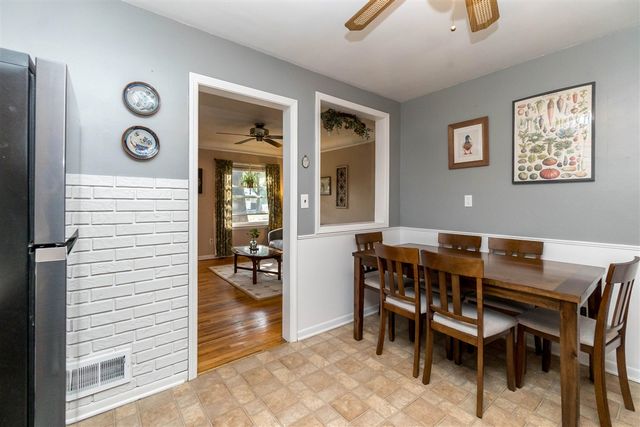 18951 Sunset Street, Livonia, MI 48152