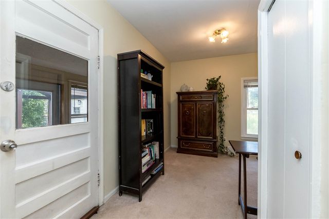 18951 Sunset Street, Livonia, MI 48152