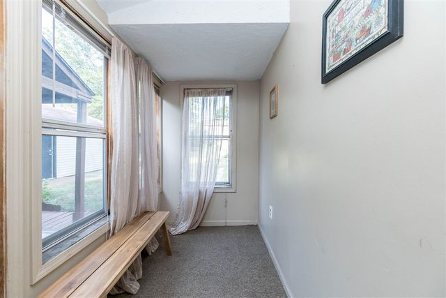 18951 Sunset Street, Livonia, MI 48152