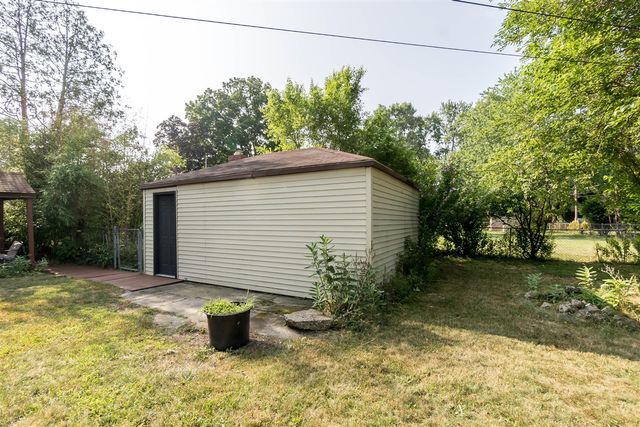 18951 Sunset Street, Livonia, MI 48152