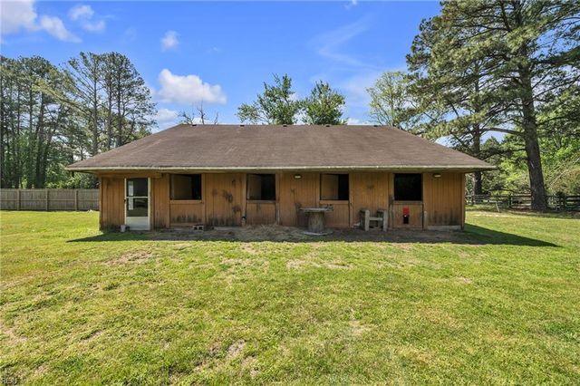 2244 Benefit RD, Chesapeake, VA 23322