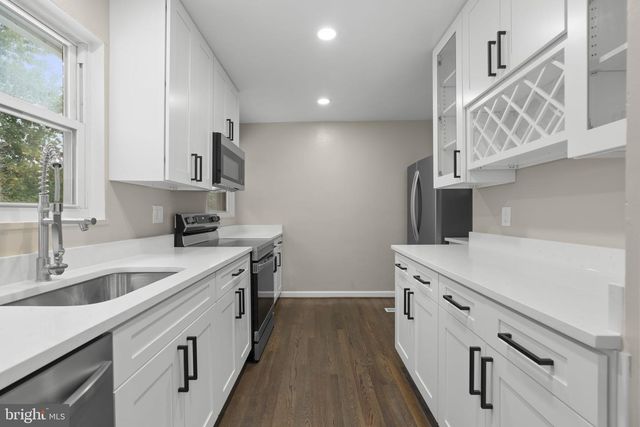 6203 SEMINOLE ST, College Park, MD 20740