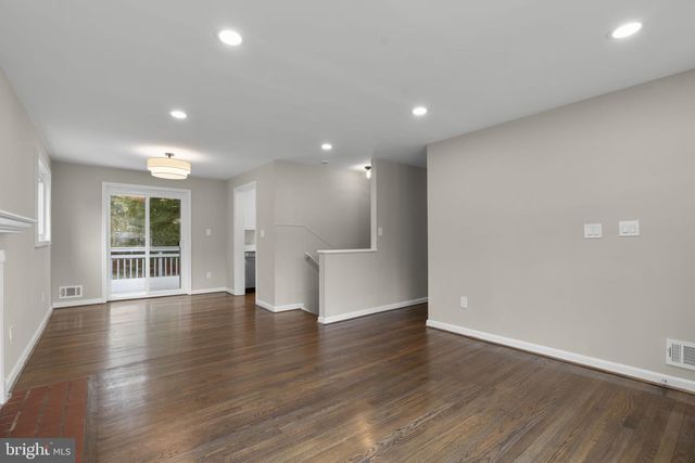 6203 SEMINOLE ST, College Park, MD 20740