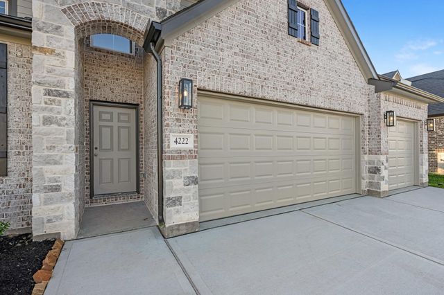 4222 Highwood Drive, Rosenberg, TX 77471