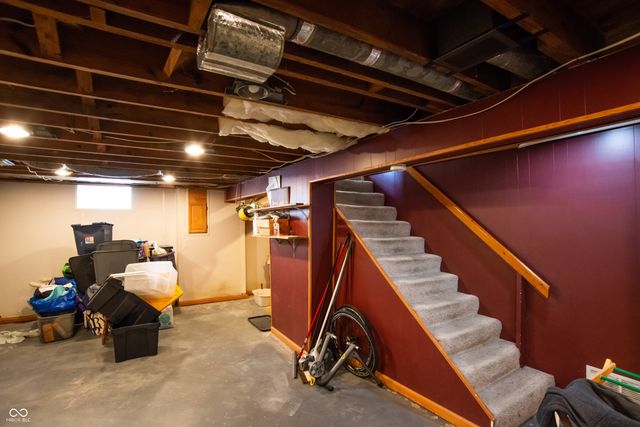 6156 Oak Avenue, Indianapolis, IN 46219