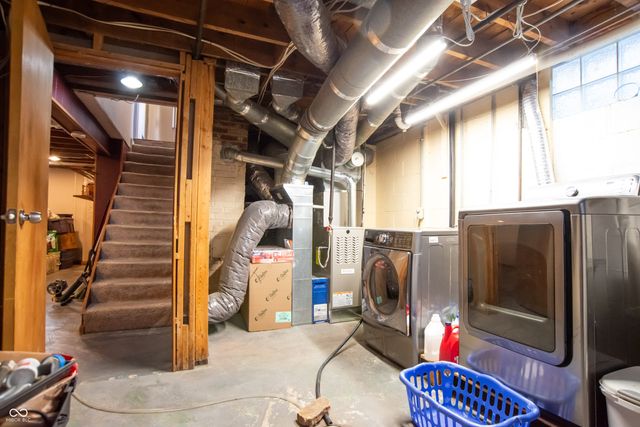 6156 Oak Avenue, Indianapolis, IN 46219