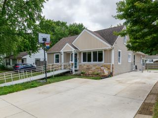 1622 Homecrest Avenue, Kalamazoo City, MI 49001