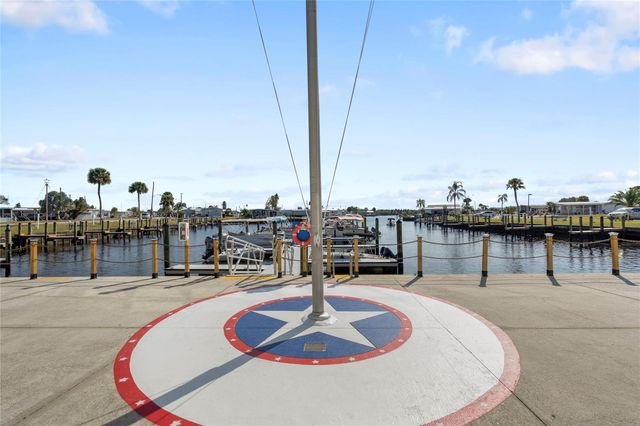 713 RIVERVIEW CIRCLE, North Port, FL 34287