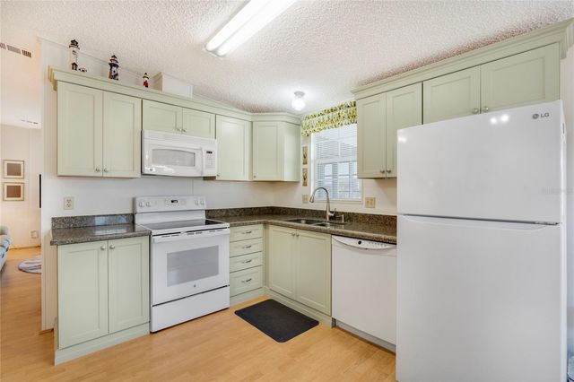 713 RIVERVIEW CIRCLE, North Port, FL 34287