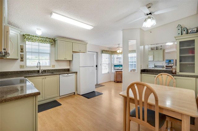 713 RIVERVIEW CIRCLE, North Port, FL 34287