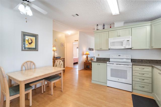 713 RIVERVIEW CIRCLE, North Port, FL 34287