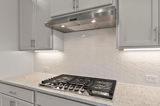 125 Smoke Signal CT, Liberty Hill, TX 78642