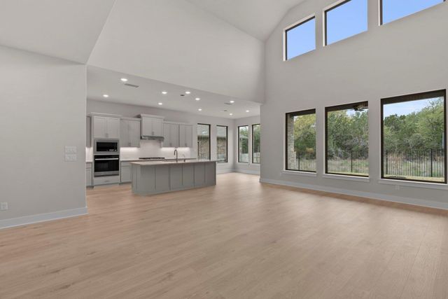 125 Smoke Signal CT, Liberty Hill, TX 78642