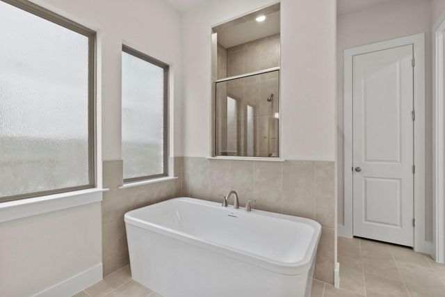125 Smoke Signal CT, Liberty Hill, TX 78642