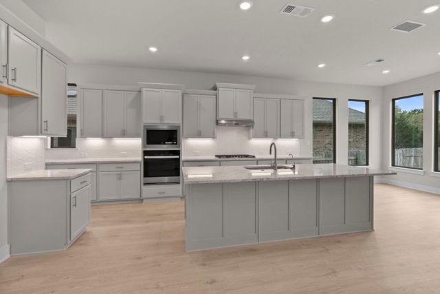 125 Smoke Signal CT, Liberty Hill, TX 78642