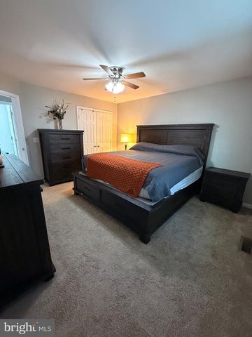 209 WYATT DR, Fredericksburg, VA 22407