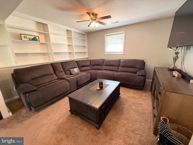 209 WYATT DR, Fredericksburg, VA 22407