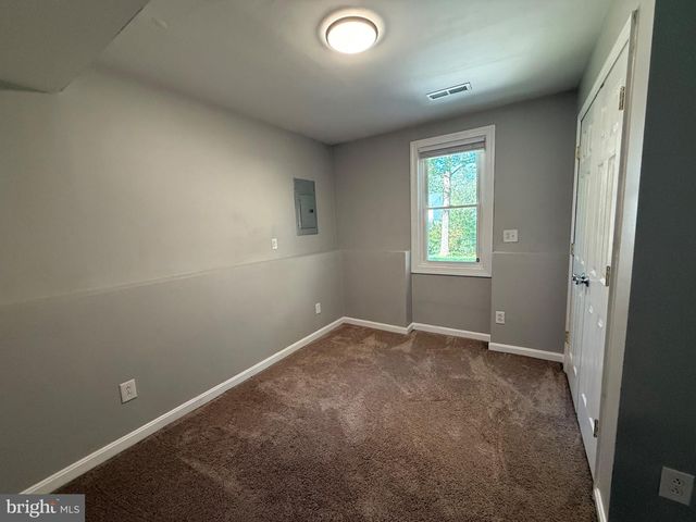 209 WYATT DR, Fredericksburg, VA 22407