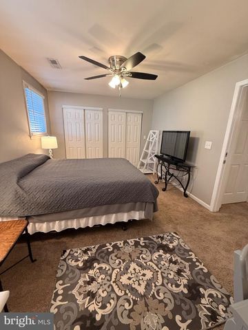209 WYATT DR, Fredericksburg, VA 22407