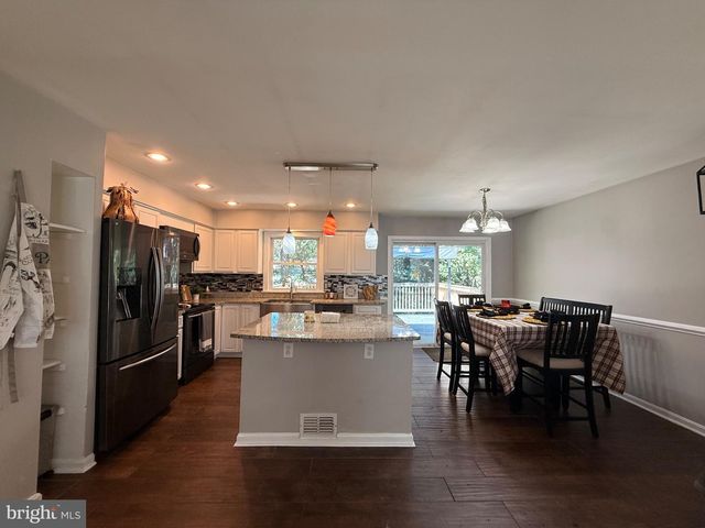 209 WYATT DR, Fredericksburg, VA 22407